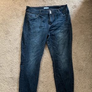 Dark wash skinny jeans
